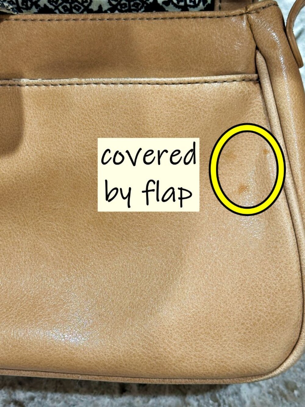 Vintage Liz Claiborne Tan Faux Leather Shoulder Bag Flap Baguette Y2K Minimalist - Picture 14 of 15